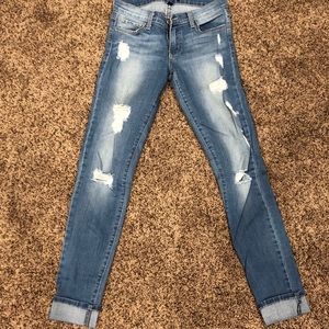 Distressed/Ripped Skinny Jeans